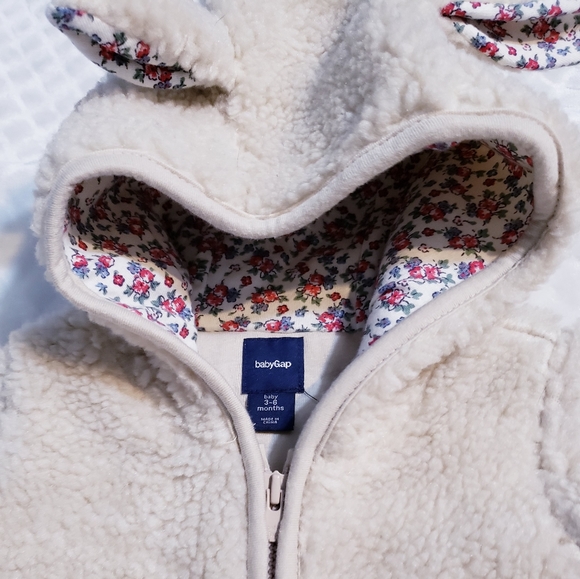 Little snuggles lamb onsie - Picture 2 of 2